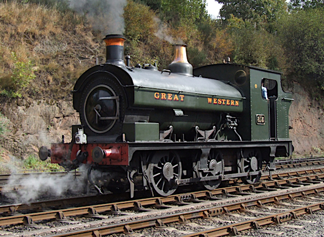 GWR 813 in steam on the Branch at the Didcot Railway Centre