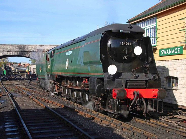 A full day of Winter steam action featuring Bulleid Pacific 34072 hauling authentic passenger stock